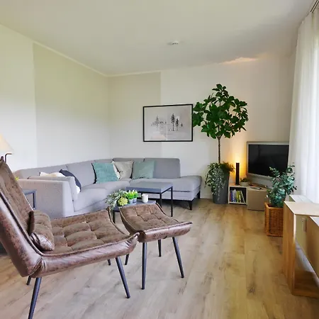 Komfort-fewo Gluecksgriff Mit Garten