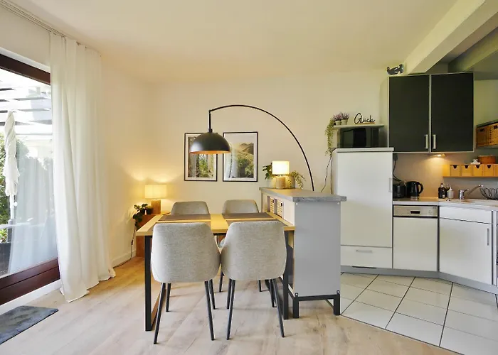 Komfort-fewo Gluecksgriff Mit Garten 아파트 빌링겐