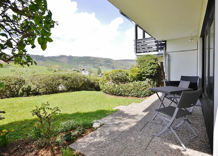 Komfort-fewo Gluecksgriff Mit Garten 빌링겐